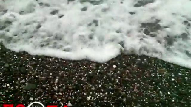 Трогаем воду Солнца почти нет но тепло Даша Миша Оля смотреть онлайн