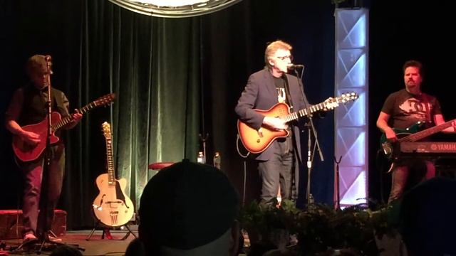 Lay It On The Line  -  Rik Emmett @ The Seneca Queen, Niagara Falls - May 2 2015