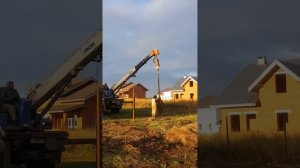 монтаж заборных столбов из трубы нкт- ямобуром