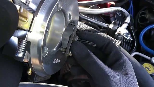 JEEP HIGH-FLOW EFI THROTTLE BODY INSTALLATION (HOLLEY 112-557) смотреть онлайн