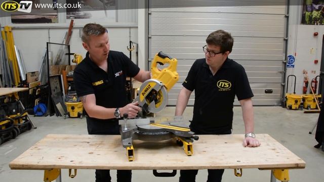 Dewalt Cordless 54v Flexvolt Mitre Saw DCS777 | ITS смотреть онлайн