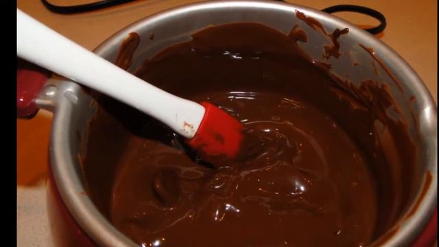FONDUE DE CHOCOLATE смотреть онлайн