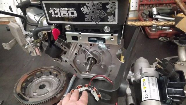 Запороли новый мотор на снегоуборщике. смотреть онлайн