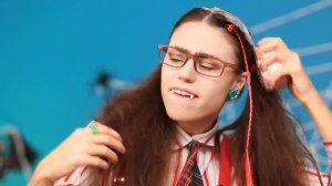 Преображение ботанши вампира в красотку! Используем гаджеты из TikTok!