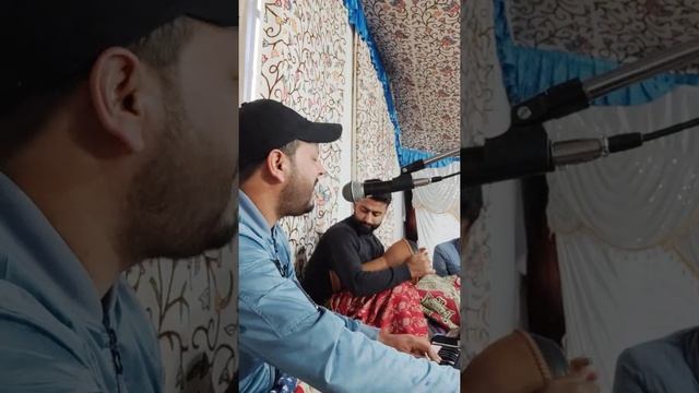 kashmiri song by singer Gul Javaid.lol naran Zolnum senai. subscribe my Chanel. cell no. 7889412511 смотреть онлайн