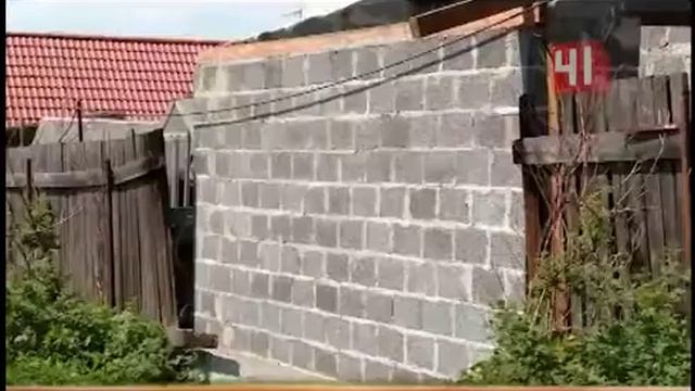 В Верхней Пышме соседи отняли землю у парализованной пенсионерки смотреть онлайн