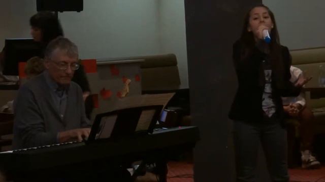 Stefani Aleksieva Wrecking ball " с акомпанимент на пиано смотреть онлайн