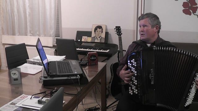 048 ВИНОГРАДНАЯ КОСТОЧКА (COVER) смотреть онлайн
