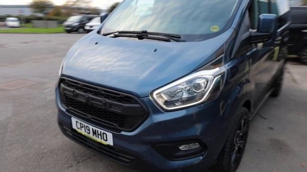 2019 Ford Transit Custom Trend Detailed Walk & Talk Review