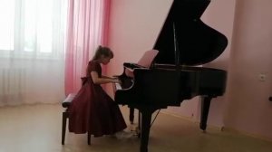 Узукова Екатерина 10 лет 3 класс Г. Свиридов "Прелюд"