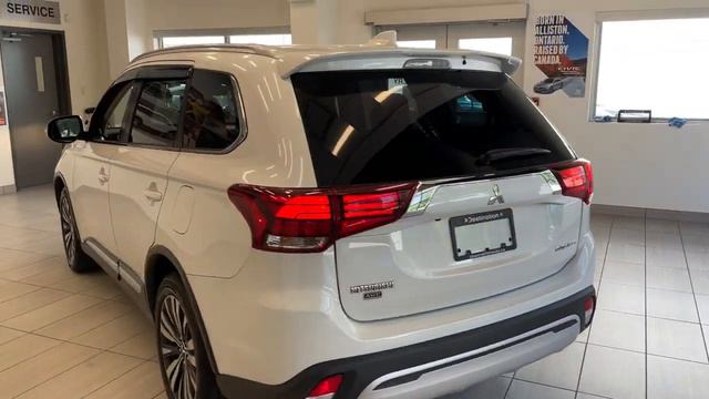 2019 Mitsubishi Outlander Sunroof - One Owner - Accident Free - 32646A смотреть онлайн