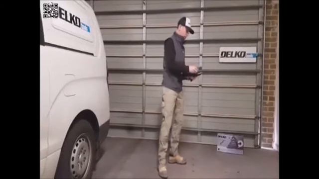 Banjo Delko Tools® V2 en plastique avec roulette d'angle смотреть онлайн