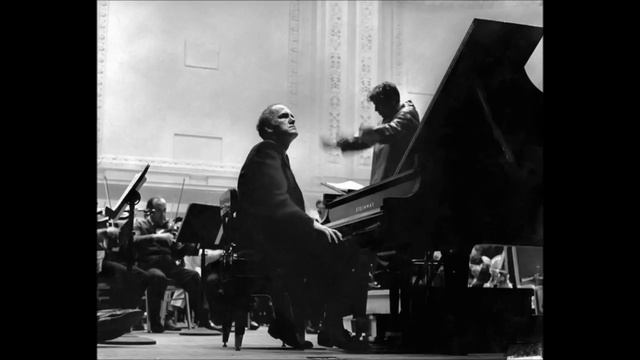 Beethoven - Piano Concerto N°3 - Richter / Moscow / Kondrashin