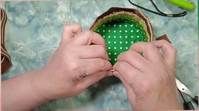 Мусор в дело. Подарочная корзина своими руками.?? смотреть онлайн