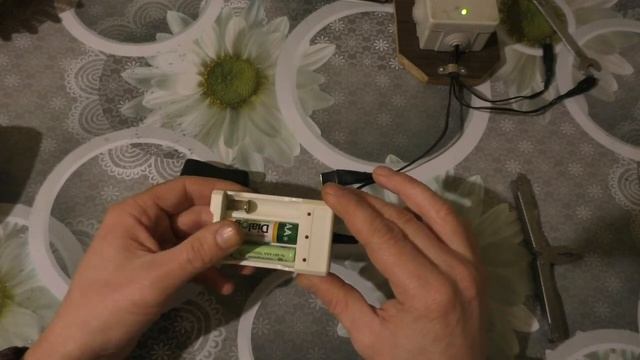 Зарядное с AliExpress для АА-ААА ni-cd и ni-mh перезаряжающихся батареек .Обзор смотреть онлайн