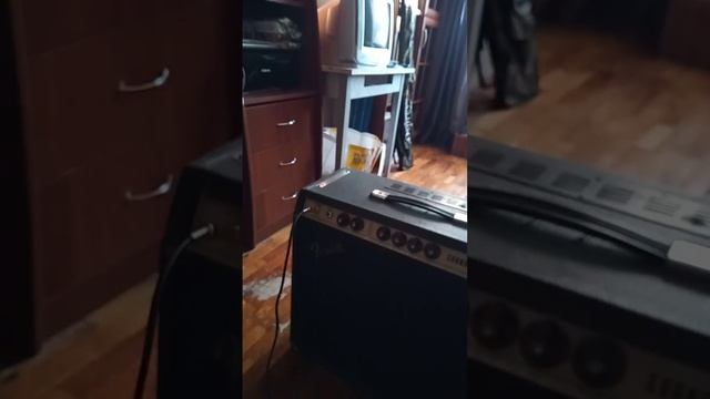 Комбо усилитель Fender Sound Master 50 смотреть онлайн