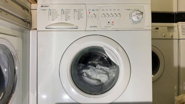 Indesit WG1285W Ecoultra Omega 1200 - White Cotton
