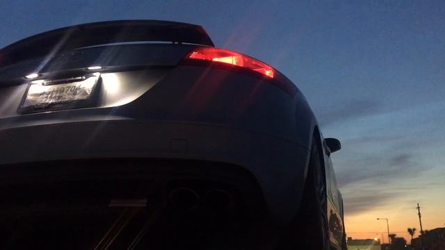 2012 Audi TT 42DD Cat-less Downpipe смотреть онлайн