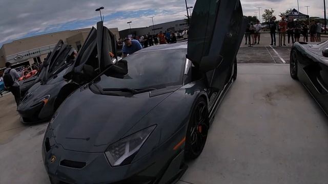 Touring The TRIPLE F COLLECTION | Pagani, McLaren, Ferrari, Lamborghini, and so much more! смотреть онлайн