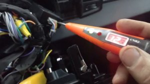 Teyes cc2l  не включается при минусовой температуре.