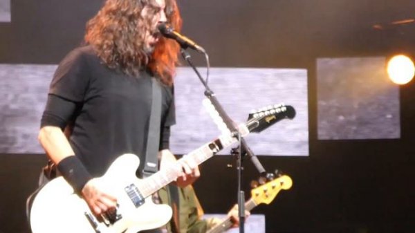 "Everlong" Dave Grohl 1996