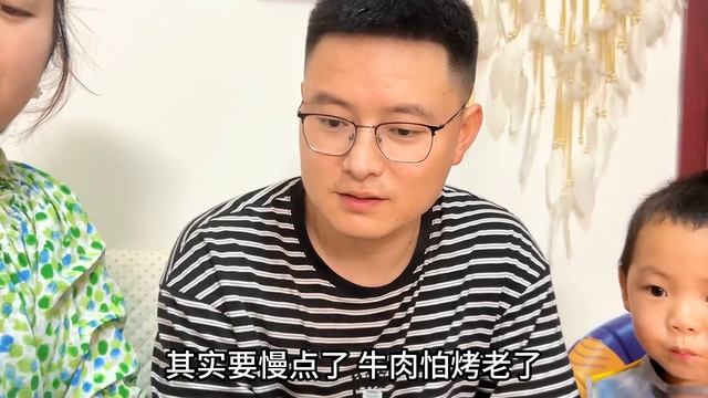 回家给亮亮改善伙食，自制蜜汁小烧烤，肥而不腻非常好吃【胖手手丹丹】 смотреть онлайн