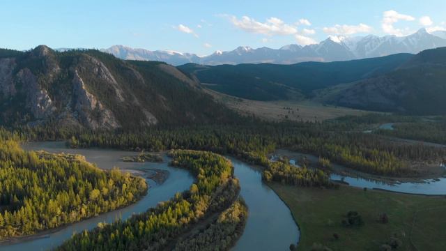Kurai steppe and Chuya river смотреть онлайн
