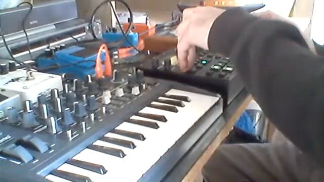 Doom Electro. Electron Digitakt, Arturia Microbrute. смотреть онлайн