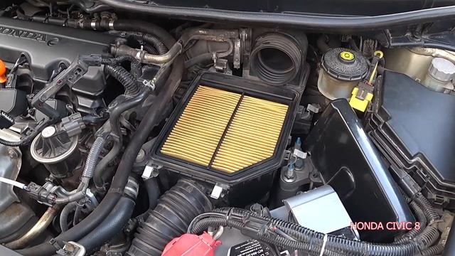 Замена воздушного фильтра Honda Civic 8 4d смотреть онлайн