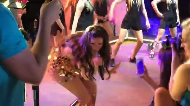 Natalia Oreiro - Me muero de amor - New Wave 2019 - After Party, Sochi - 24.8.2019 смотреть онлайн