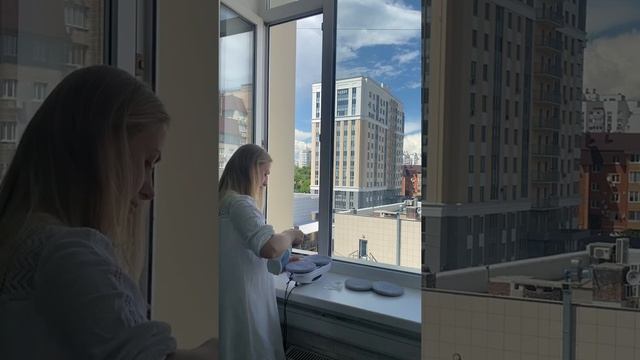 Как пользоваться роботом мойщиком окон hobot 368