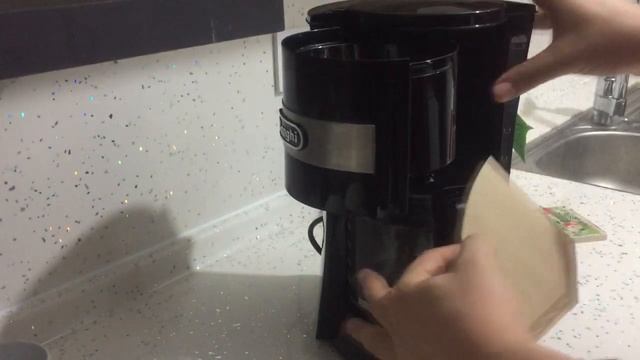 Filtre Kahveye yeni başlayanlar buraya! Delonghi ICM15210 смотреть онлайн