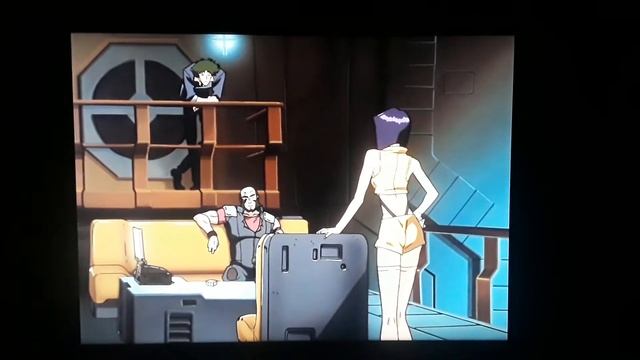 Cowboy Bebop - Faye steps on Jet's foot смотреть онлайн