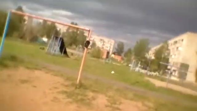 Бью в пустые ворота.(нет напарника по игре))) смотреть онлайн