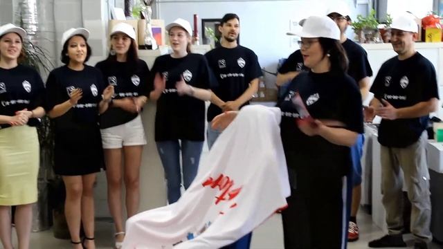 Поздравление с Днем рождения генерального директора РЕМАРКА Ильдара Галеева сотрудниками в офисе. смотреть онлайн