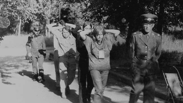 Янка Дягилева - Деклассированным элементам смотреть онлайн