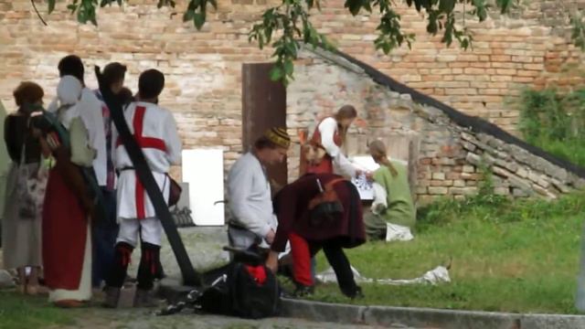 Іграшкова зброя з повітряних кульок: арбалет і стріли, 1 смотреть онлайн
