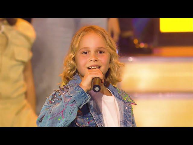 Танцуй, пока молодой - Домисолька смотреть онлайн