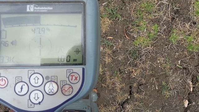 A locating technique to get depth reading in spillage/induction mode смотреть онлайн