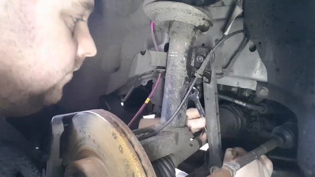 Ford Mondeo Mk3 front anti-roll bar links (drop links) change смотреть онлайн