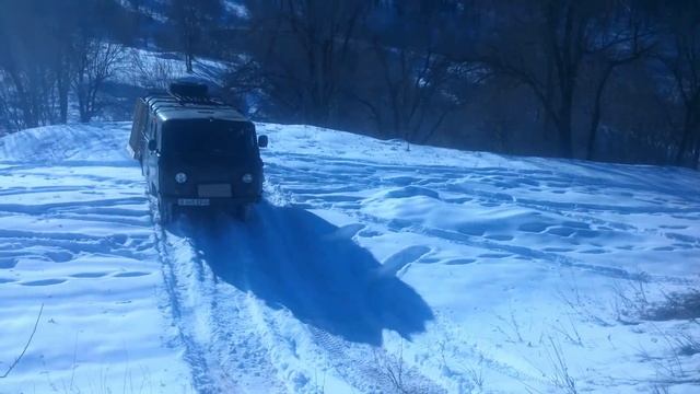 Уаз штурмует гору смотреть онлайн
