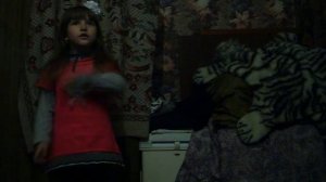 девочка поёт песню жопа есть а слова нет