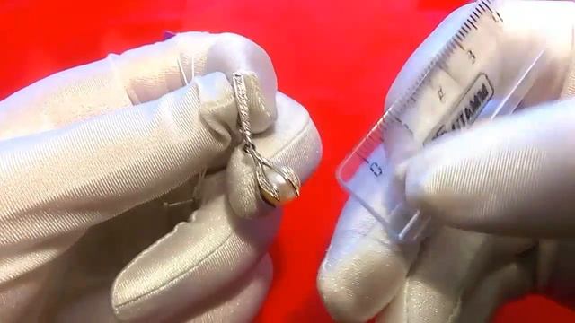 Серебряные серьги с натуральным жемчугом и фианитами 52327S1 смотреть онлайн