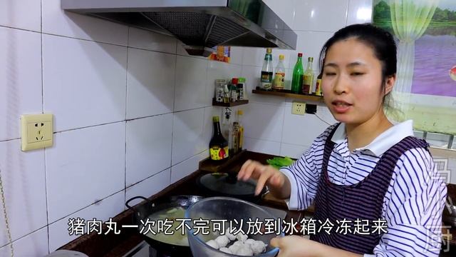 【馮小廚】買1斤豬肉做一鍋丸子，勁道彈牙又健康，搭配閩南米粉湯太香了！