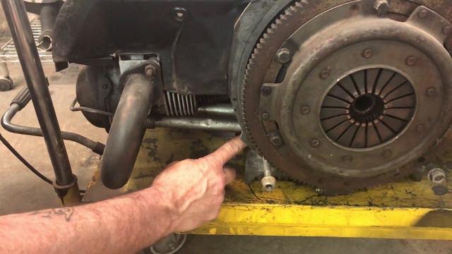 Where Is That Oil Leak Coming From? | VW Beetle Restoration #oldvw #vwbeetle #vwrestoration смотреть онлайн