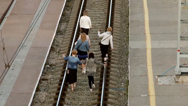 Сюрприз от родителей для выпускников смотреть онлайн