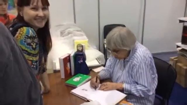 Автограф Юнны Мориц смотреть онлайн