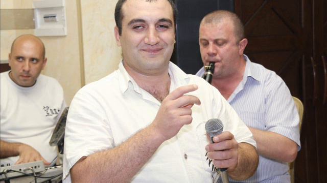 EDGAR KOSTANYAN        TARINER