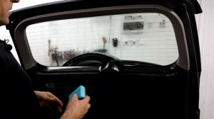 Тонировка, как снять старую пленку  на заднем стекле?