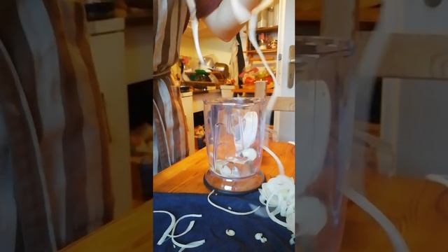 Helix Onions Testing stabblender spiral cutter Braun MultiQuick 5 Vario Fit MQ 5060 Spiralschneider смотреть онлайн